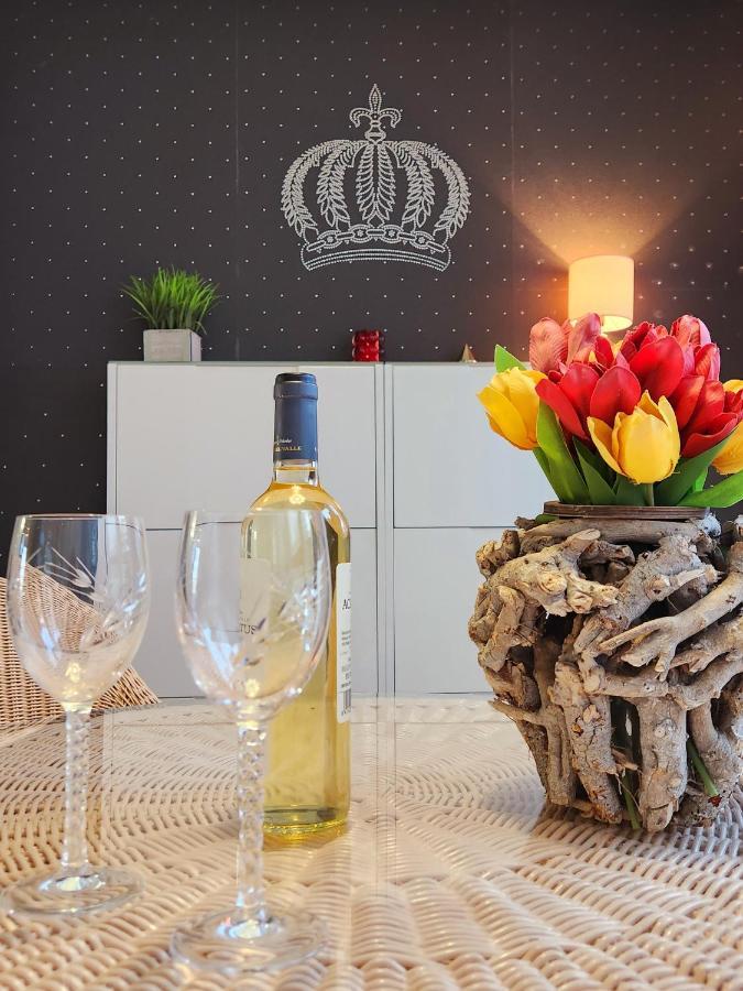 Yumbo Queen Apartment San Bartolomé 外观 照片